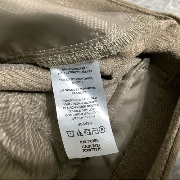 Ann Taylor Beige Trousers, casual, office, size 8. - Picture 11 of 15